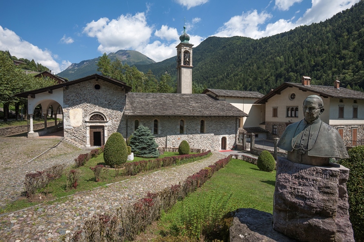 Gromo - Chiesa di San Giacomo e San Vincenzo Foto da Valseriana.eu