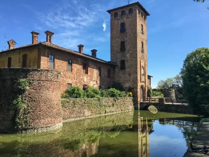 Peschiera Borromeo - castello