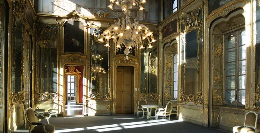 Palazzo Litta - Sala degli Specchi. Foto da Segretariato Regionale Lombardia